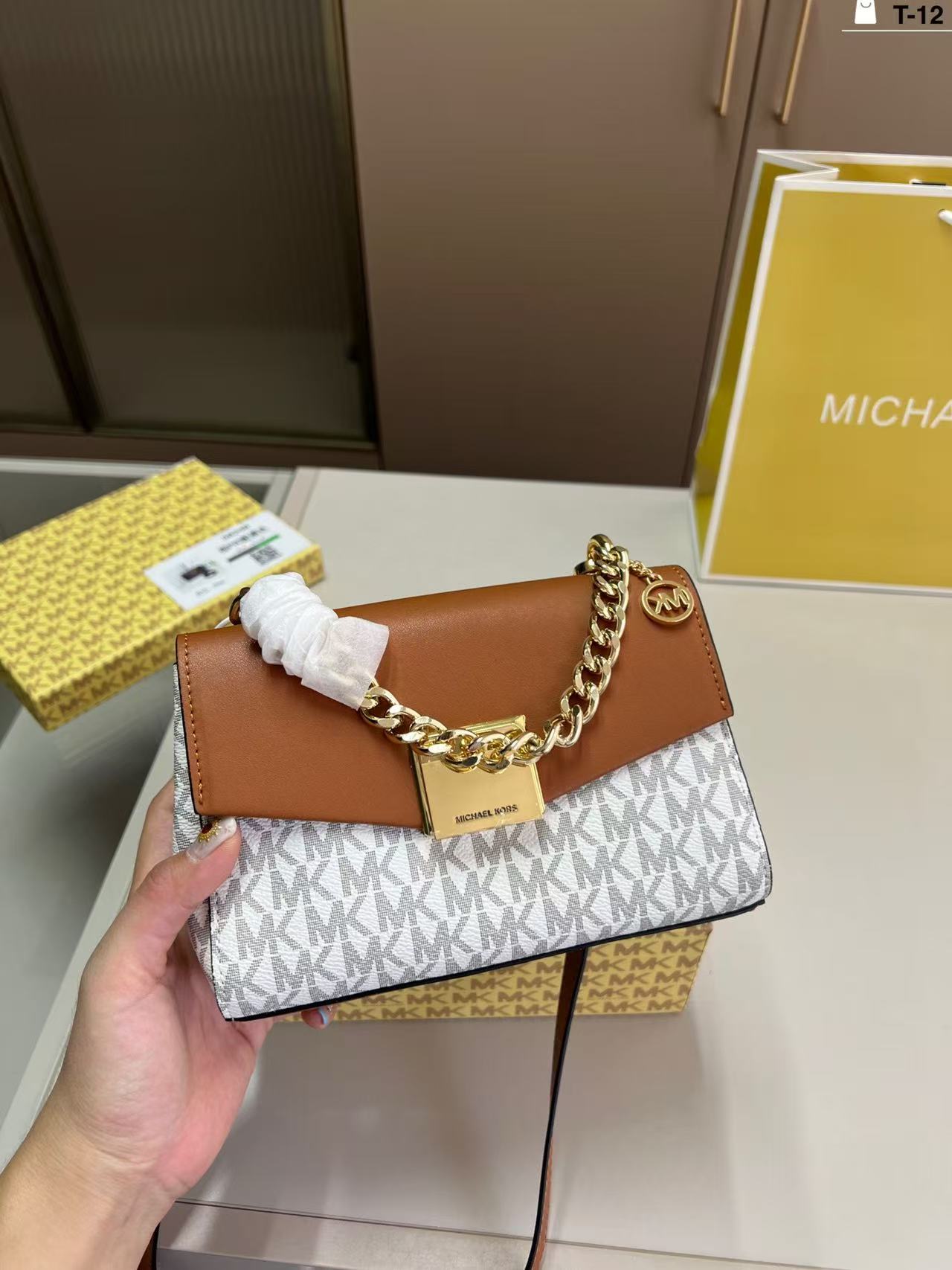 Women'S Bags Of Michael Kors - Совершенно новая женская сумка через плечо