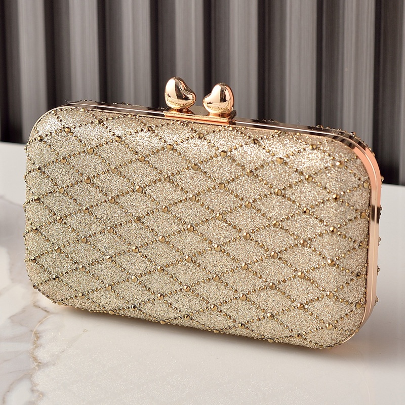 Элегантный клатч ярко-розового – обзор и цена Evening Bag Beaded