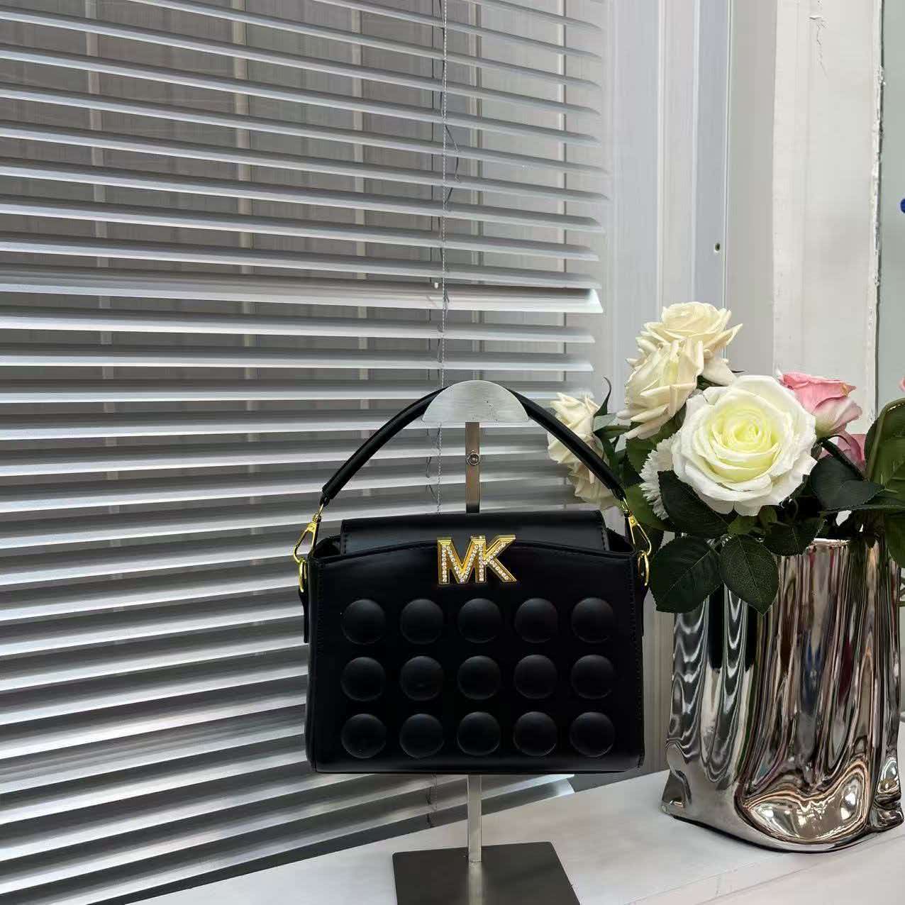 Женская роскошная легкая сумка – обзор и цена Women'S Bags Of Michael Kors