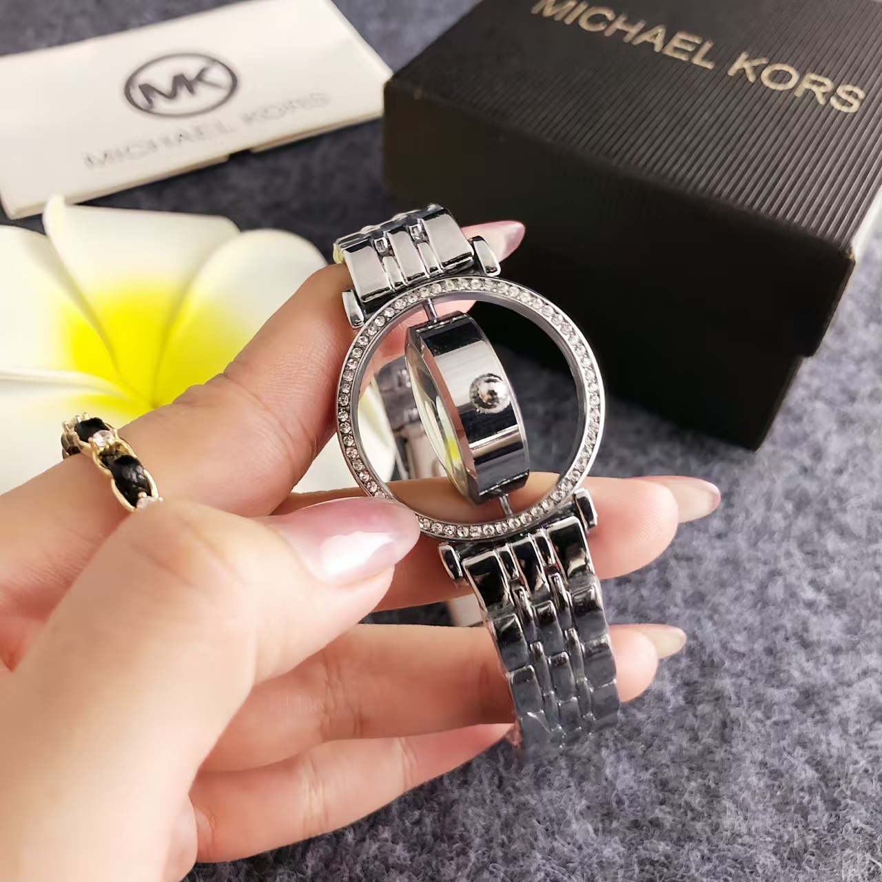 Женская сумка для часов Michae – обзор и цена Women'S Bags Of Michael Kors