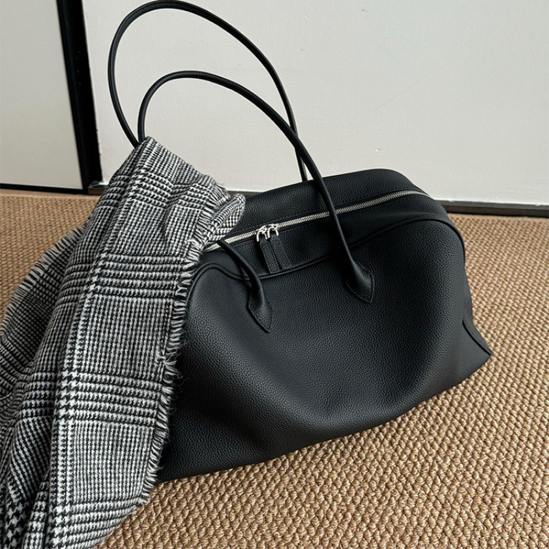 Черная мягкая кожаная сумка-то – обзор и цена Women Bags 2026 Trends